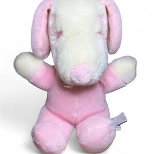 Vintage 1968 pink Peanuts Snoopy collectible Plush toy